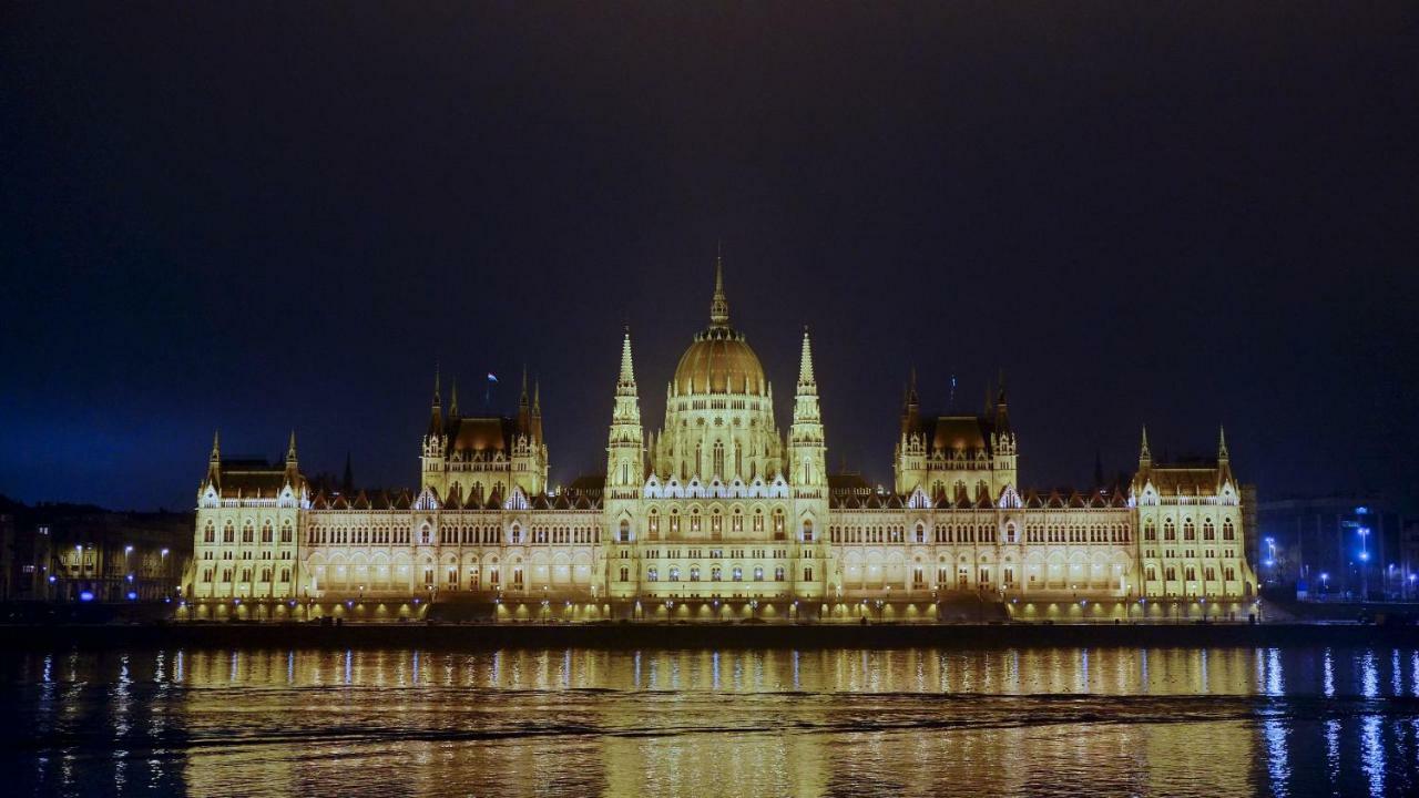 T62 Budapeste